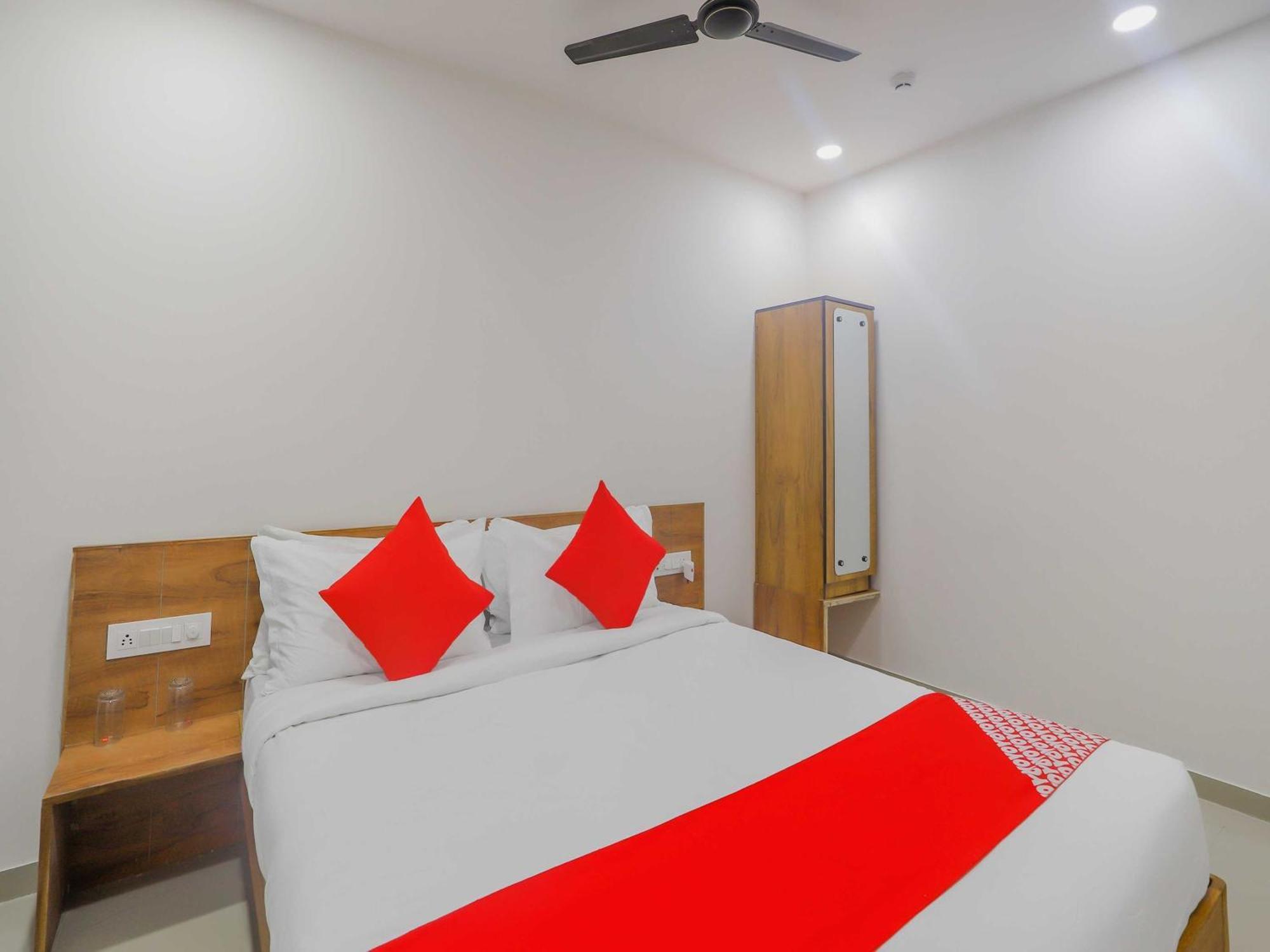 Hotel O Casa Marina Bhatha エクステリア 写真